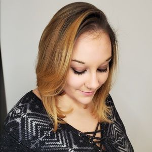 Meet your Posher, Alexis